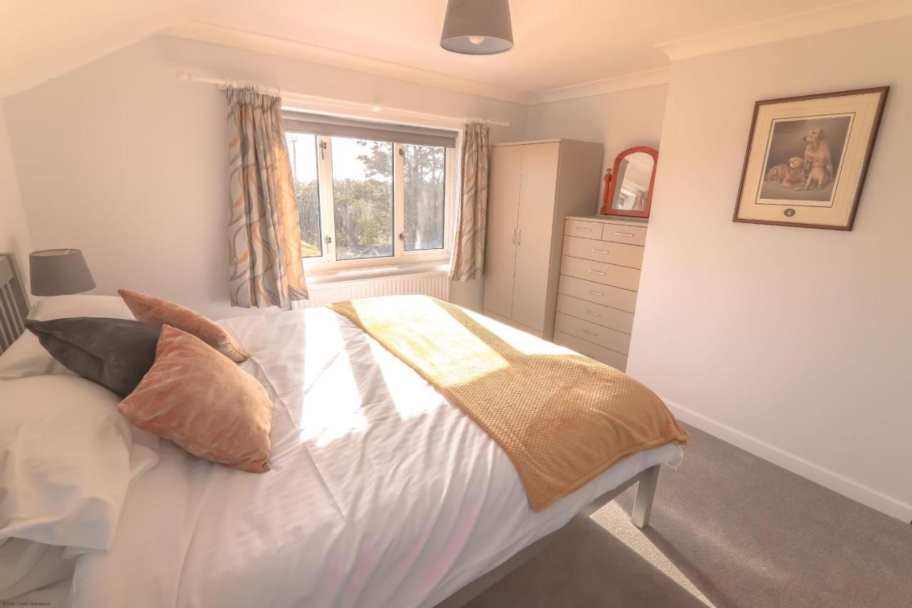 2 Minutes To Happisburgh Beach And Lighthouse Views - Dog Friendly Norfolk 외부 사진